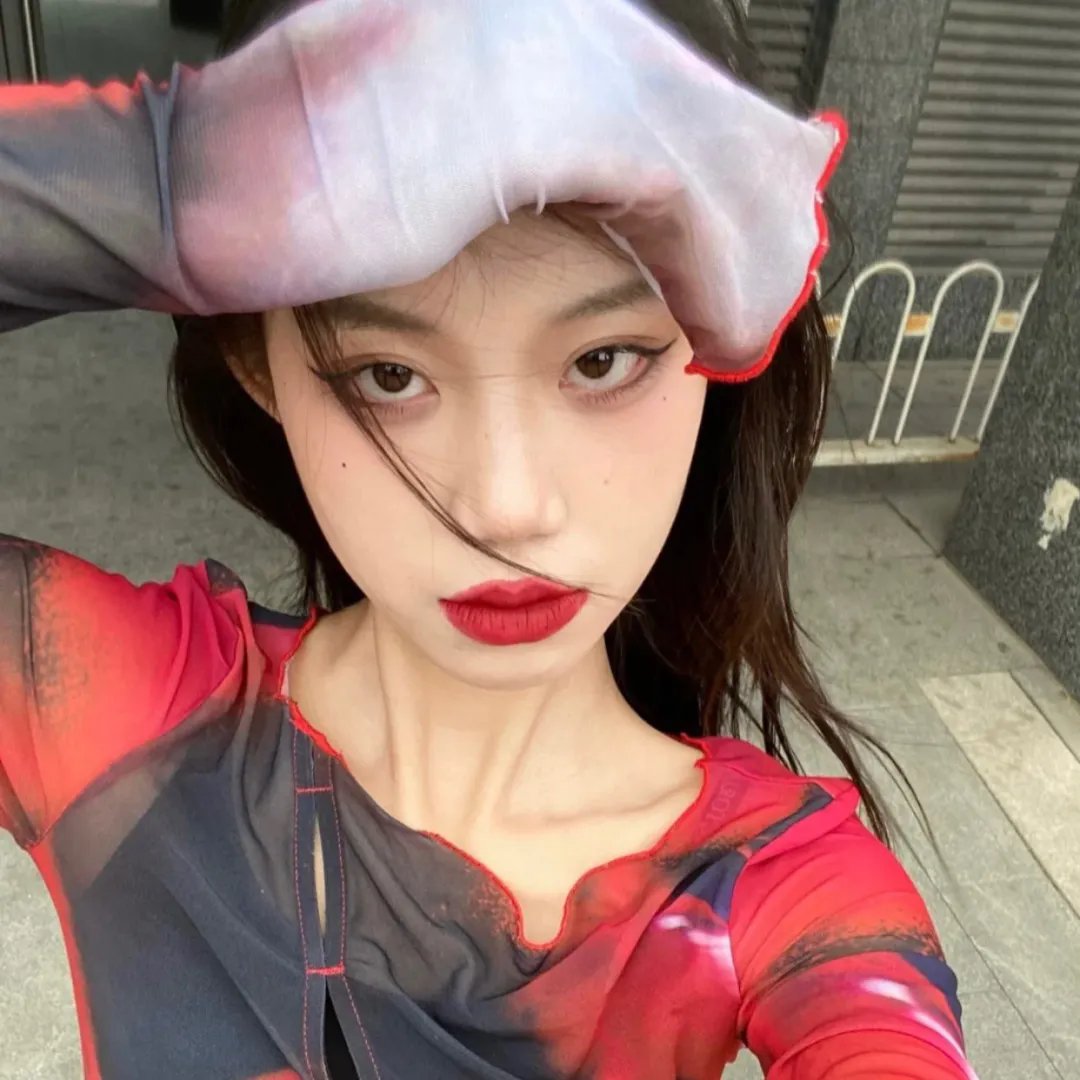 梅府有女初长成 高清封面